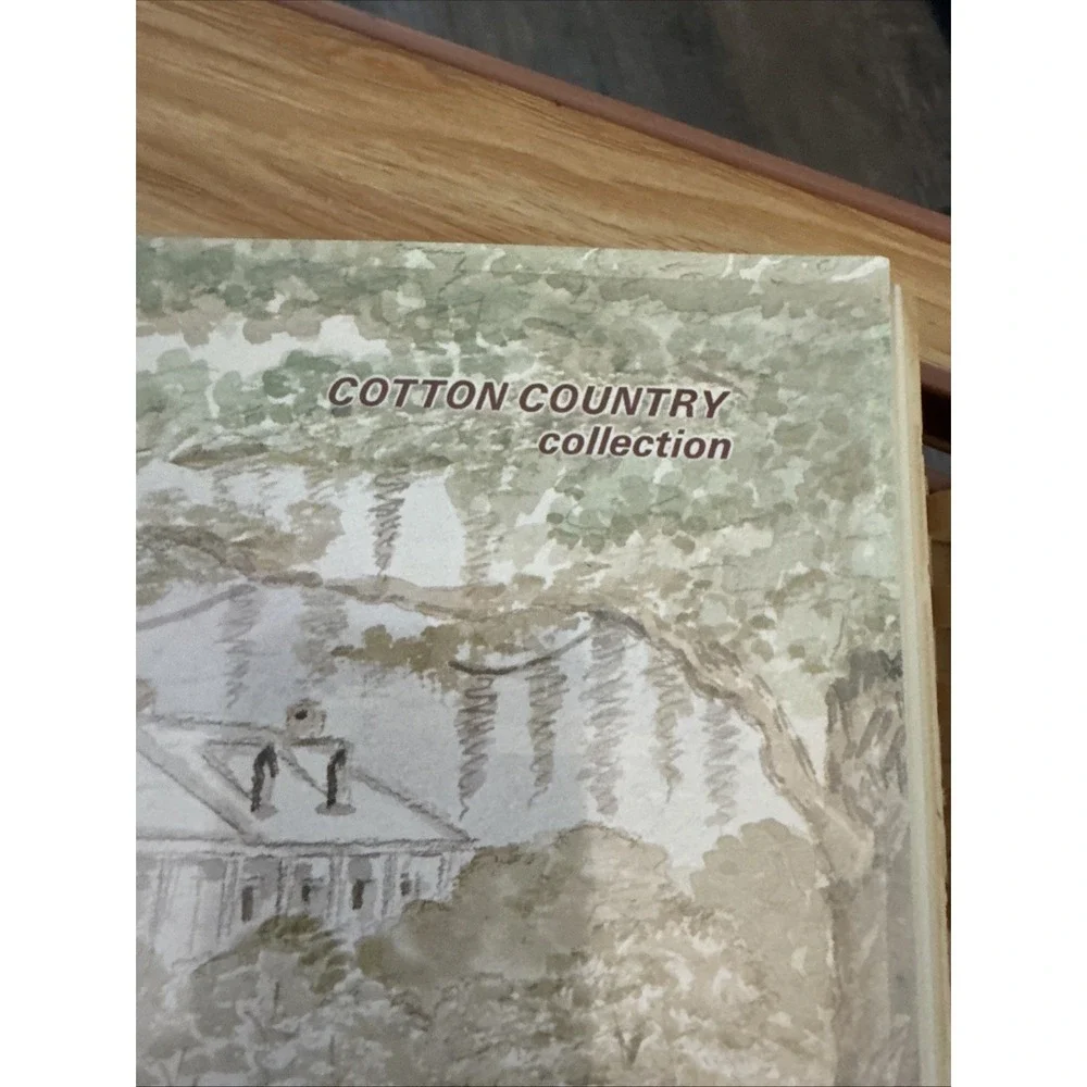 Vtg Set Of 2 Louisiana Cookbooks Cotton Country & Cajun Country Seafood
